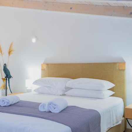La Perla Di Barla Seafront Apartment Kánalos Екстериор снимка
