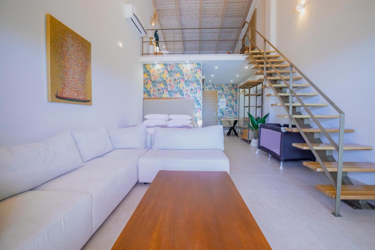 La Perla Di Barla Seafront Apartment Kánalos Екстериор снимка