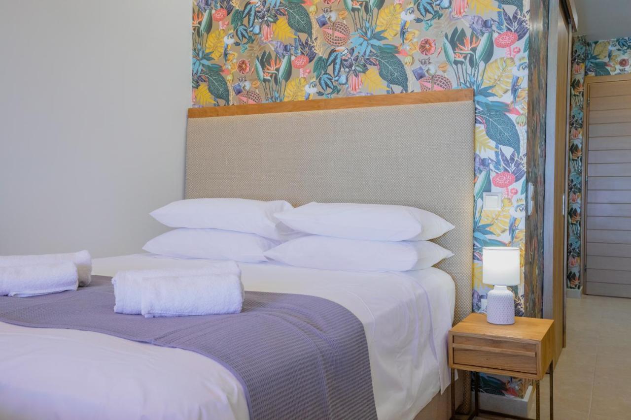 La Perla Di Barla Seafront Apartment Kánalos Екстериор снимка