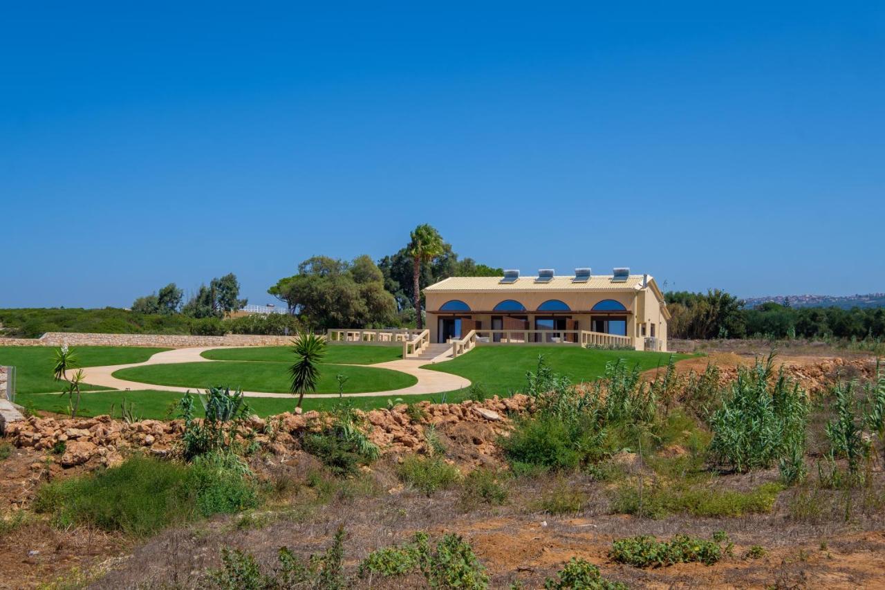 La Perla Di Barla Seafront Apartment Kánalos Екстериор снимка