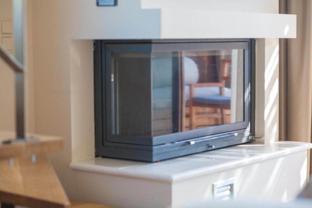 La Perla Di Barla Seafront Apartment Kánalos Екстериор снимка